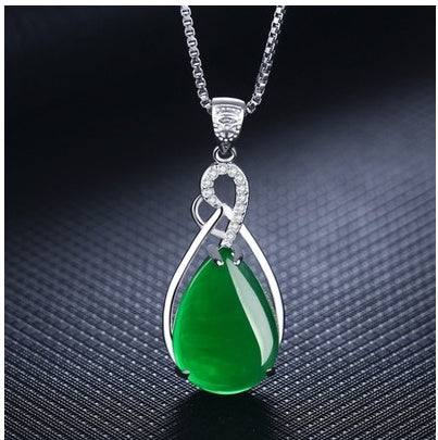 Clavicle Necklace Green Chalcedony Fashion Agate Emerald Pendant