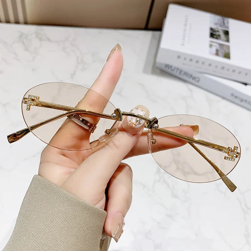 Elegant Diamond Oval Fashion Sunglasses Letter "F" Rimless Trendy Eyewear