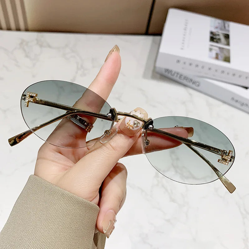 Elegant Diamond Oval Fashion Sunglasses Letter "F" Rimless Trendy Eyewear