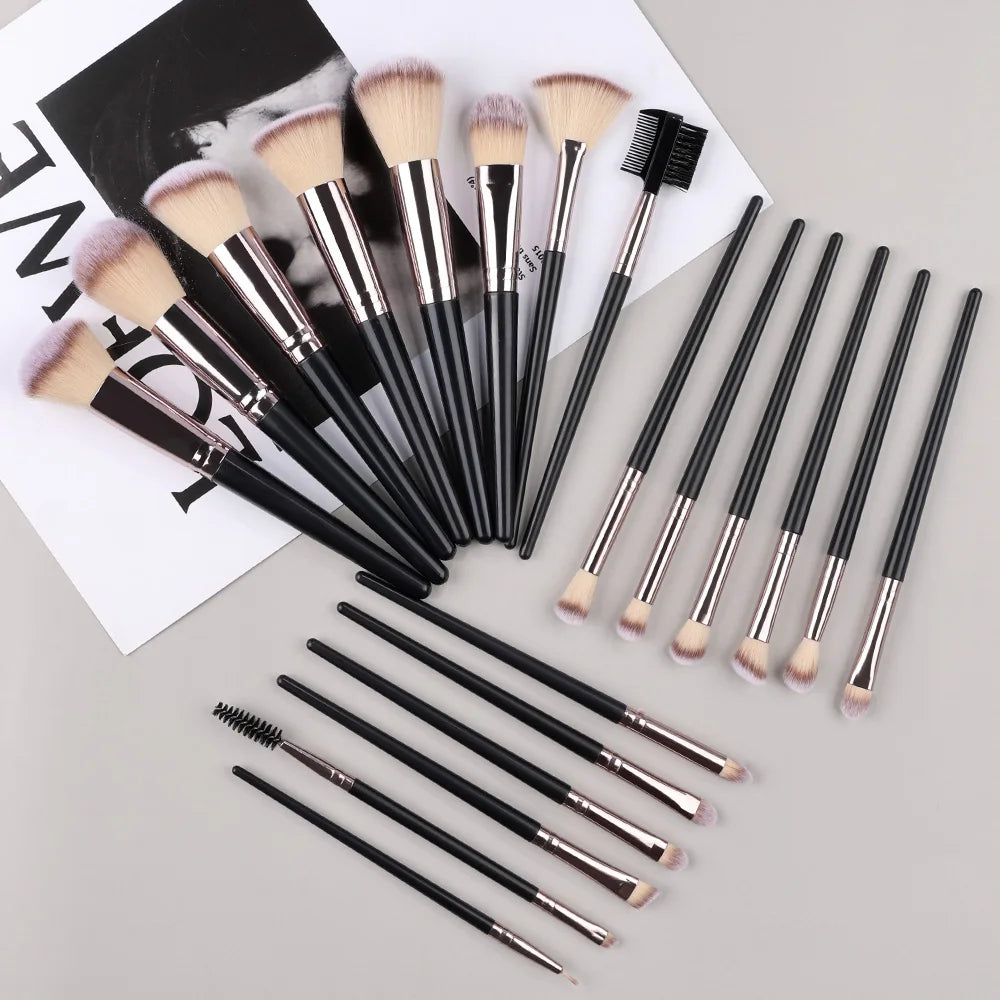 Face Makeup Brush Set Premium Synthetic Foundation Powder Concealer Eyeshadow Blush Makeup Sponge