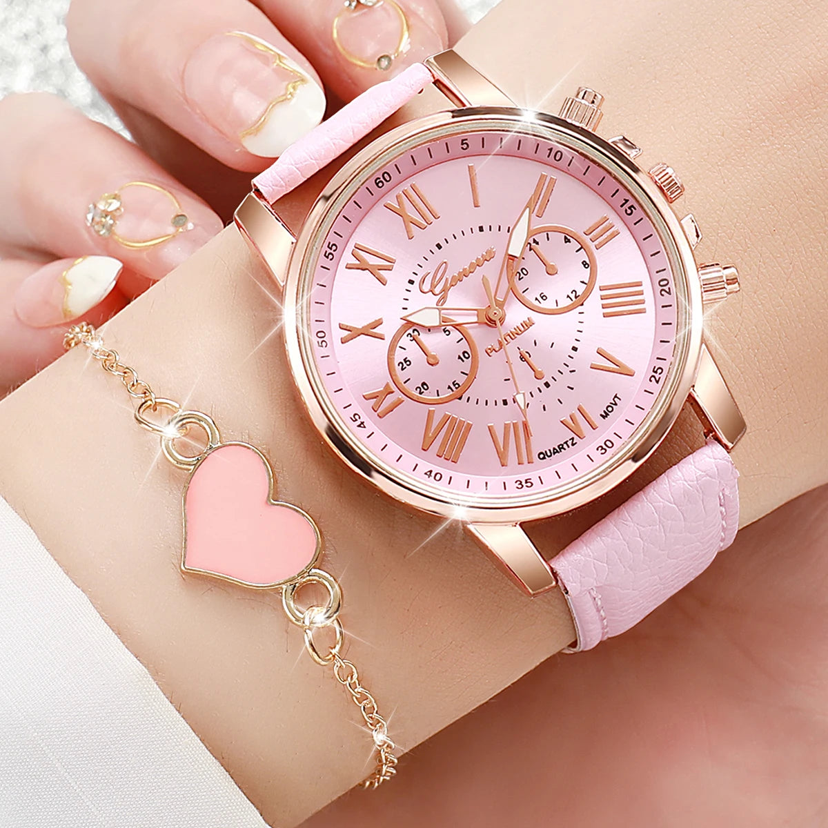 Fashion Simple Roma Dial Quartz Wristwatch PU Leather Band Heart Bracelets Set